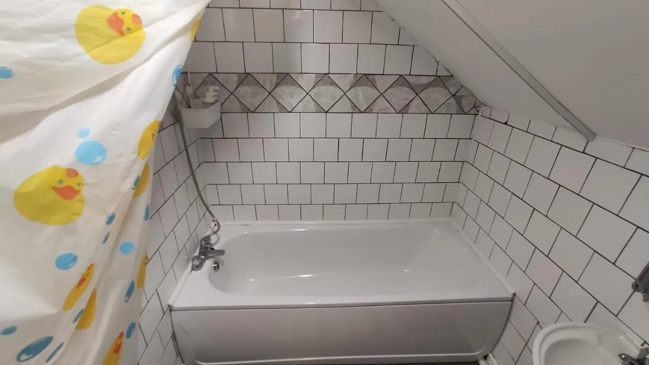فندق كارديففي  The Coach House المملكة المتحدة